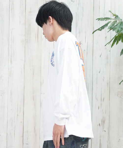 SANTA CRUZ（サンタクルーズ）の「【ムラサキスポーツ限定】SANTACRUZ/サンタクルーズ ロンT/長袖Tシャツ バックプリント 502251402（Tシャツ/カットソー・メンズ・ホワイト/ライトブラック・XL/L/M）」の13枚目の写真