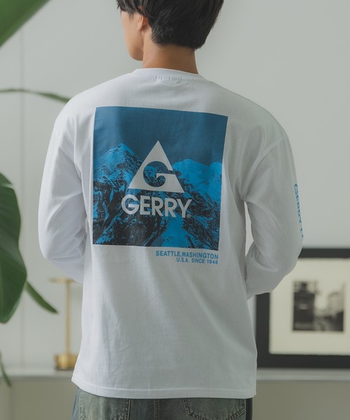 GERRY(ジェリー)の「【GERRY】別注 ネオン 転写 ボックスロゴ 長袖ロンT(Tシャツ/カットソー・メンズ・ブルー/ブラック/パープル系/カーキ/ブラック系/カーキ系/ブルー系/パープル/ホワイト系/ライトグレー/ホワイト/ライトグレー系・MEDIUM/X-LARGE/SMALL/LARGE)」の2枚目の写真
