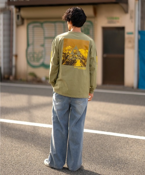 GERRY(ジェリー)の「【GERRY】別注 ネオン 転写 ボックスロゴ 長袖ロンT(Tシャツ/カットソー・メンズ・ブルー/ブラック/パープル系/カーキ/ブラック系/カーキ系/ブルー系/パープル/ホワイト系/ライトグレー/ホワイト/ライトグレー系・MEDIUM/X-LARGE/SMALL/LARGE)」の14枚目の写真