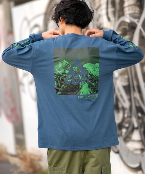 GERRY(ジェリー)の「【GERRY】別注 ネオン 転写 ボックスロゴ 長袖ロンT(Tシャツ/カットソー・メンズ・ブルー/ブラック/パープル系/カーキ/ブラック系/カーキ系/ブルー系/パープル/ホワイト系/ライトグレー/ホワイト/ライトグレー系・MEDIUM/X-LARGE/SMALL/LARGE)」の17枚目の写真