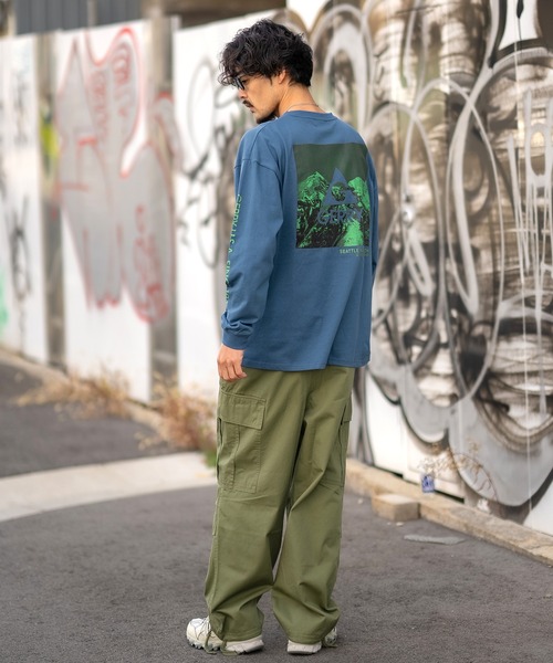 GERRY(ジェリー)の「【GERRY】別注 ネオン 転写 ボックスロゴ 長袖ロンT(Tシャツ/カットソー・メンズ・ブルー/ブラック/パープル系/カーキ/ブラック系/カーキ系/ブルー系/パープル/ホワイト系/ライトグレー/ホワイト/ライトグレー系・MEDIUM/X-LARGE/SMALL/LARGE)」の19枚目の写真