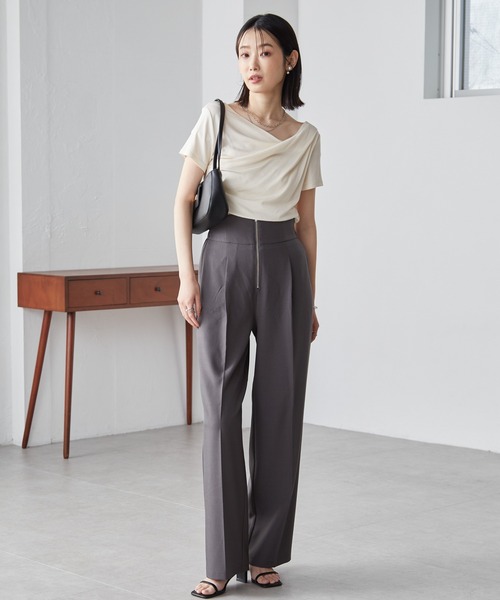 RANAN(ラナン)の「【4.4万枚突破!】2WAYドレープオフショルリブTシャツ/接触冷感・UV対策(Tシャツ/カットソー・レディース・ブラック/グレー/ブルー/オフホワイト/チャコール/イエロー/ライトピンク/ネイビー・LL/L/M)」の17枚目の写真