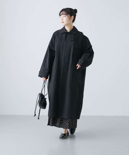 かぐれ（カグレ）の「『ユニセックス』コットンステンカラーコート（ステンカラーコート・レディース・ブラック/アイボリー/ベージュ・1/2）」の2枚目の写真