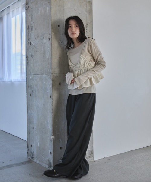 feepur(フェピュール)の「ギャザーブラトップビスチェ(シャツ/ブラウス・レディース・ブラック/アイボリー・MEDIUM)」の12枚目の写真