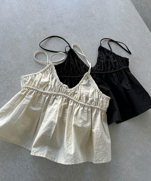 feepur(フェピュール)の「ギャザーブラトップビスチェ(シャツ/ブラウス・レディース・ブラック/アイボリー・MEDIUM)」の10枚目の写真