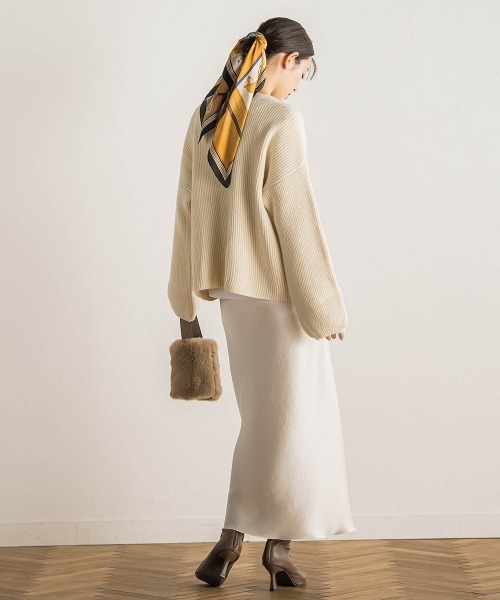 Droite lautreamont(ドロワットロートレアモン)の「【WEB限定】片畦Vネックカーデ≪手洗い可能≫(カーディガン/ボレロ・レディース・イエロー/チャコールグレー/オフホワイト・M)」の10枚目の写真
