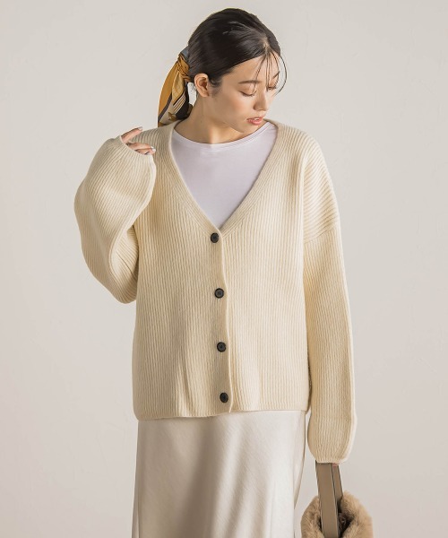 Droite lautreamont(ドロワットロートレアモン)の「【WEB限定】片畦Vネックカーデ≪手洗い可能≫(カーディガン/ボレロ・レディース・イエロー/チャコールグレー/オフホワイト・M)」の4枚目の写真