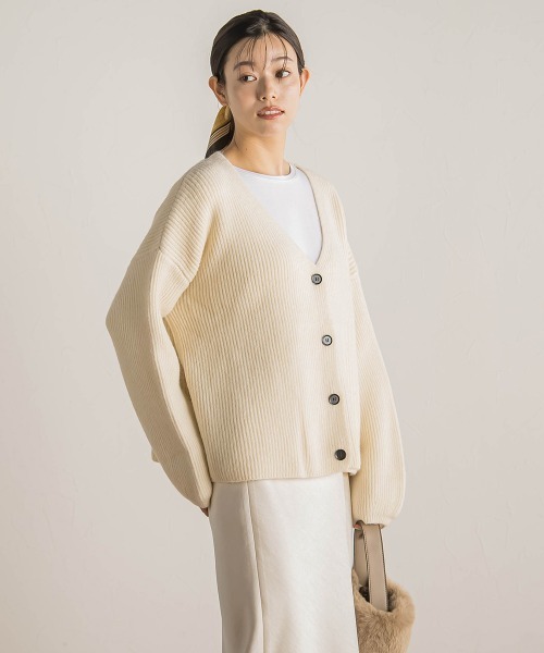 Droite lautreamont(ドロワットロートレアモン)の「【WEB限定】片畦Vネックカーデ≪手洗い可能≫(カーディガン/ボレロ・レディース・イエロー/チャコールグレー/オフホワイト・M)」の7枚目の写真