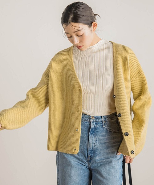 Droite lautreamont(ドロワットロートレアモン)の「【WEB限定】片畦Vネックカーデ≪手洗い可能≫(カーディガン/ボレロ・レディース・イエロー/チャコールグレー/オフホワイト・M)」の16枚目の写真