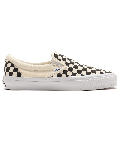 VANS(バンズ)の「VANS LX Slip-On Reissue 98 / ヴァンズ エルエックス スリップオン リイシュー 98(スニーカー・メンズ・チェック・26.5cm/27.5cm/28.5cm/26.0cm/27.0cm/28.0cm/29.0cm/30.0cm/23.0cm/23.5cm/24.0cm/25.0cm/25.5cm/24.5cm)」の4枚目の写真