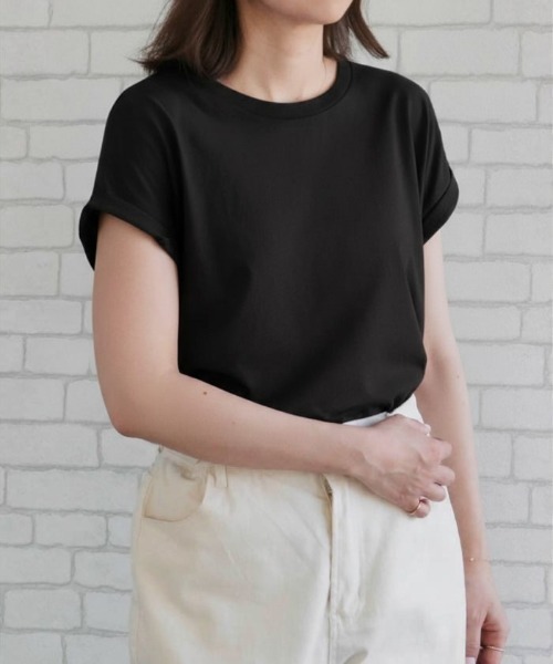 aquagarage(アクアガレージ)の「フレンチスリーブカットソー(Tシャツ/カットソー・レディース・オフホワイト/ベージュ/ブルーパープル/ブラック・ONESIZE)」の2枚目の写真