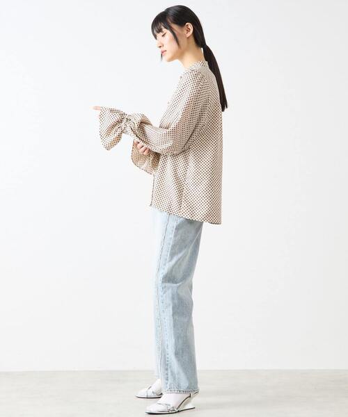 SOFFITTO(ソフィット)の「幾何学柄プリントキャンディースリーブブラウス(シャツ/ブラウス・レディース・ネイビー/ベージュ系その他・FREE)」の22枚目の写真