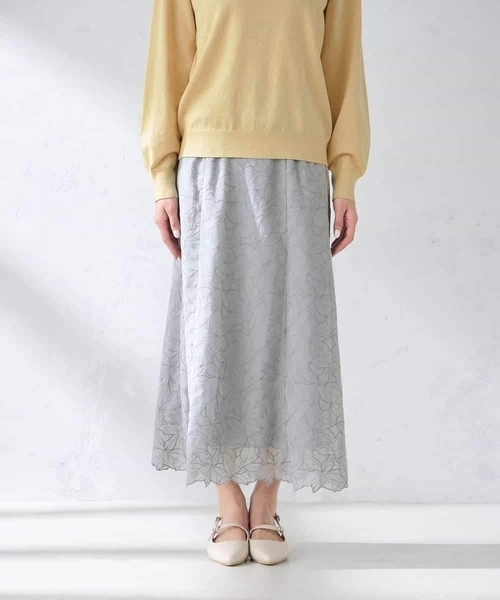 a.v.v（アーヴェヴェ）の「フラワー刺繍スカート（スカート・レディース・ネイビー/ライトグレー・38/40）」の18枚目の写真