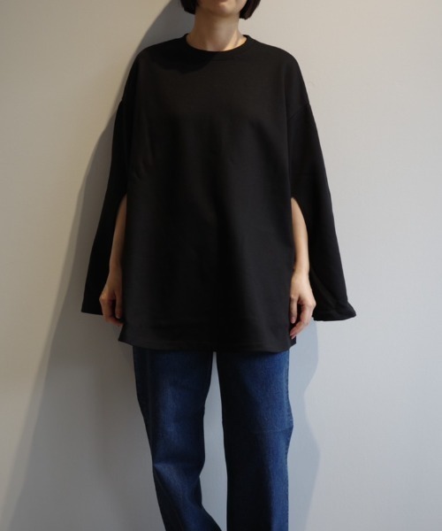 CLANE（クラネ）の「CLANE PONCHO SWEAT TOPS（スウェット・レディース・グレー/ブラック・FREE）」の2枚目の写真