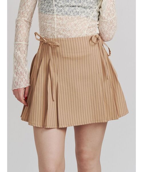 jouetie（ジュエティ）の「【FRUITSZIPPER鎮西寿々歌】リボンプリーツスカート（スカート・レディース・ベージュ・MEDIUM）」の3枚目の写真