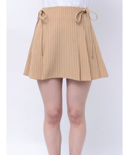 jouetie（ジュエティ）の「【FRUITSZIPPER鎮西寿々歌】リボンプリーツスカート（スカート・レディース・ベージュ・MEDIUM）」の10枚目の写真