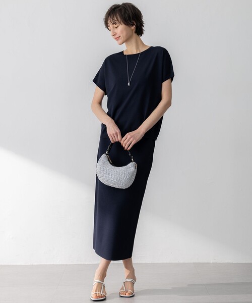 23区(ニジュウサンク)の「【WEB&一部店舗限定/洗える】レーヨンポリエステルストレッチ タイト スカート(スカート・レディース・ネイビー系5/ブラック系5/ネイビー系/ブラック系・38/40)」の12枚目の写真