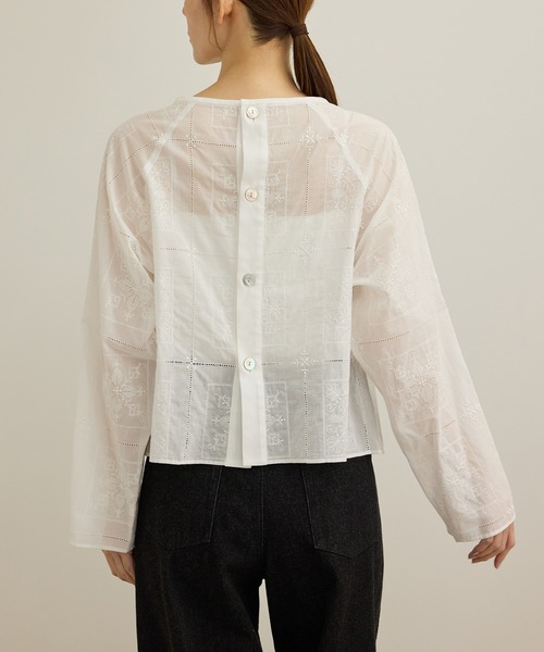 ROPE'(ロペ)の「コットンエンブロイダリーレース刺繍ブラウス(シャツ/ブラウス・レディース・ホワイト・FREE)」の13枚目の写真