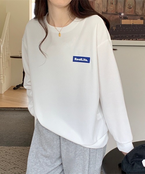 Lace Ladies(レースレディース)の「ワッフル素材 ワンポイント オーバーサイズ クルーネック プルオーバー(Tシャツ/カットソー・レディース・ブラック/グレー/ホワイト・M/XL)」の15枚目の写真