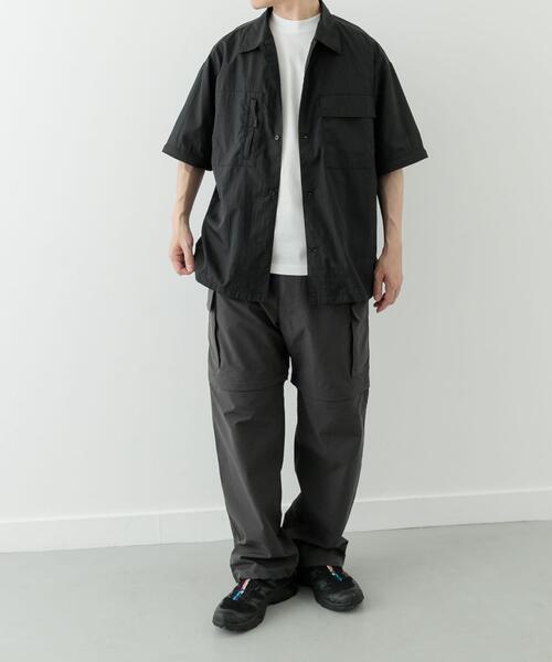 ITEMS URBANRESEARCH(アイテムズ アーバンリサーチ)の「『セットアップ対応』スーパーライトナイロン2wayシャツ(シャツ/ブラウス・メンズ・チャコールグレー/ブラック・MEDIUM/LARGE)」の17枚目の写真