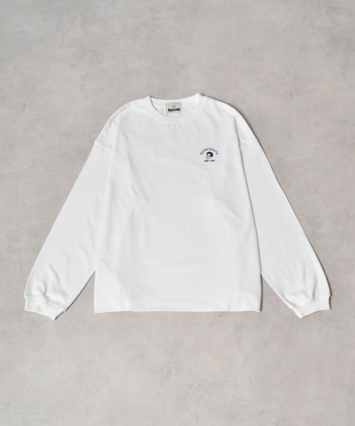 Sunny Smith(サニースミス)の「Smith Signature ワンポイント刺繍ロングスリーブTシャツ(Tシャツ/カットソー・メンズ・スモークグレー/ホワイト・LARGE/MEDIUM)」の4枚目の写真