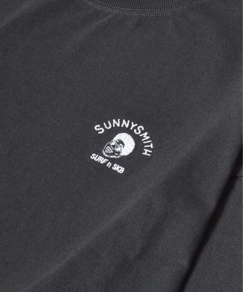Sunny Smith(サニースミス)の「Smith Signature ワンポイント刺繍ロングスリーブTシャツ(Tシャツ/カットソー・メンズ・スモークグレー/ホワイト・LARGE/MEDIUM)」の10枚目の写真