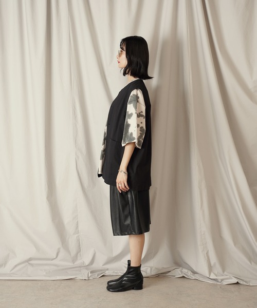 Aphlotus(アプロタス)の「アウトポケット クルーネックベスト(ベスト・メンズ・ブラック/オートミール・MEDIUM/LARGE)」の17枚目の写真