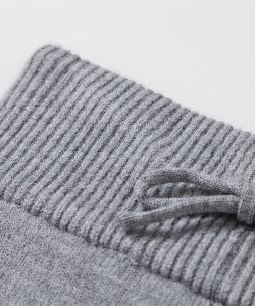 CERCA(チェルカ)の「【 MEMECLE / メメクル 】リブニットショートパンツ(その他パンツ・レディース・アイボリー/ネイビー/レッド/グレー/ブラック・S/M)」の7枚目の写真