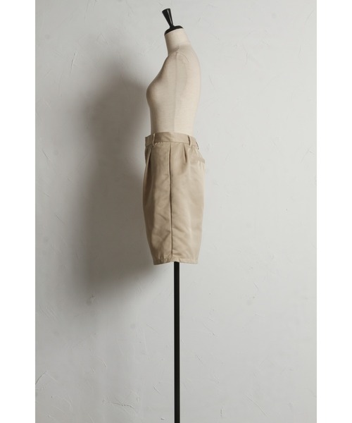 &. NOSTALGIA（アンドドットノスタルジア）の「【ZOZO限定】ツイルタックハーフパンツ（その他パンツ・レディース・ブラック/ベージュ・M）」の16枚目の写真