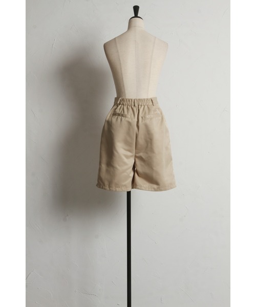 &. NOSTALGIA（アンドドットノスタルジア）の「【ZOZO限定】ツイルタックハーフパンツ（その他パンツ・レディース・ブラック/ベージュ・M）」の17枚目の写真