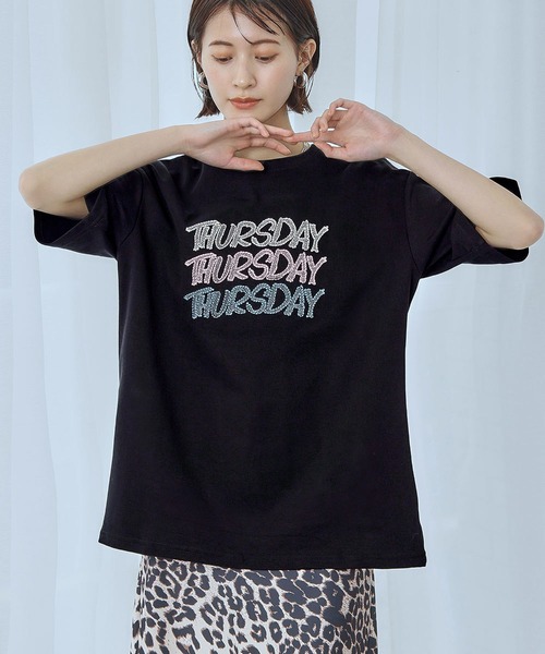 Ampirula(アンピルーラ)の「【綿100%使用】刺繍メッセージTシャツ(Tシャツ/カットソー・レディース・ピンク/ブラック/オフホワイト/グレー・FREE)」の3枚目の写真