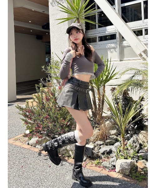 新品タグ付き　ダーリッチ　カットレイヤードトップス セール】カットレイヤードトップス（Tシャツ/カットソー
