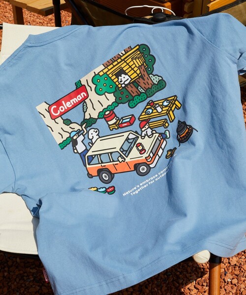 COLEMAN(コールマン)の「Coleman/コールマン Coleman×matsui×FREAK'S STORE 別注 コールマン matsui rocky camping SS TEE バックプリント 半袖T(Tシャツ/カットソー・メンズ・ホワイト/ライトグレー/チャコールグレー/サックスブルー・SMALL/LARGE/MEDIUM)」の4枚目の写真