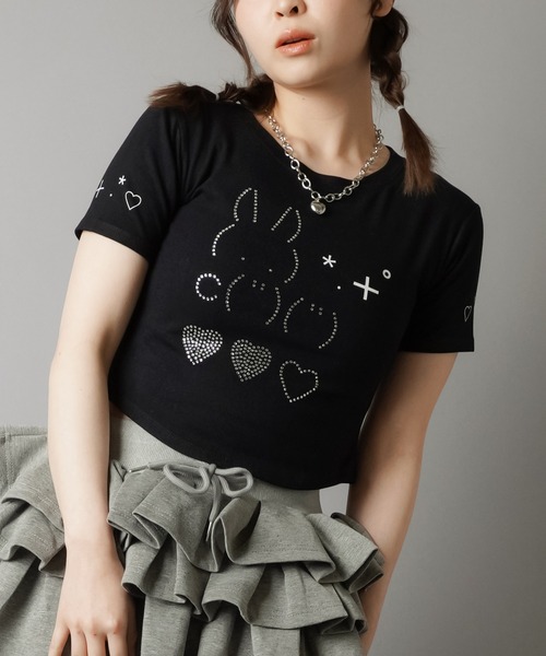 LiSA×SPINNSコラボレーションアイテムを一挙公開。 Tシャツなど