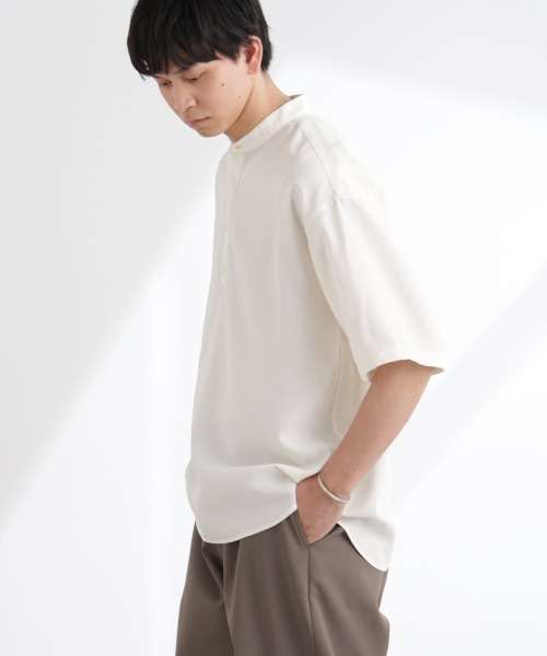 NANO universe(ナノユニバース)の「テックリネンバンドカラープルオーバーシャツ 半袖(シャツ/ブラウス・メンズ・ホワイト/ネイビー/ブラウン/チャコール・S/M/L/XL)」の6枚目の写真