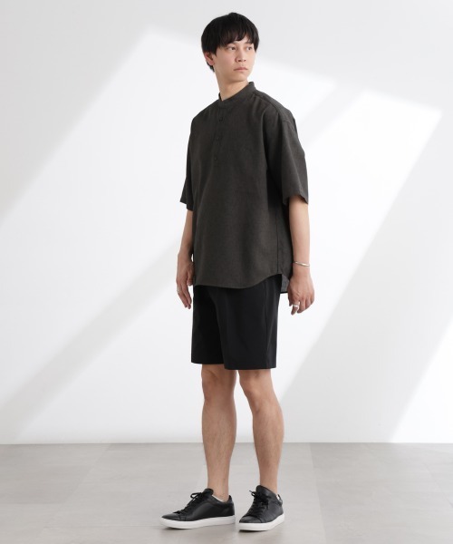 NANO universe(ナノユニバース)の「テックリネンバンドカラープルオーバーシャツ 半袖(シャツ/ブラウス・メンズ・ホワイト/ネイビー/ブラウン/チャコール・S/M/L/XL)」の15枚目の写真