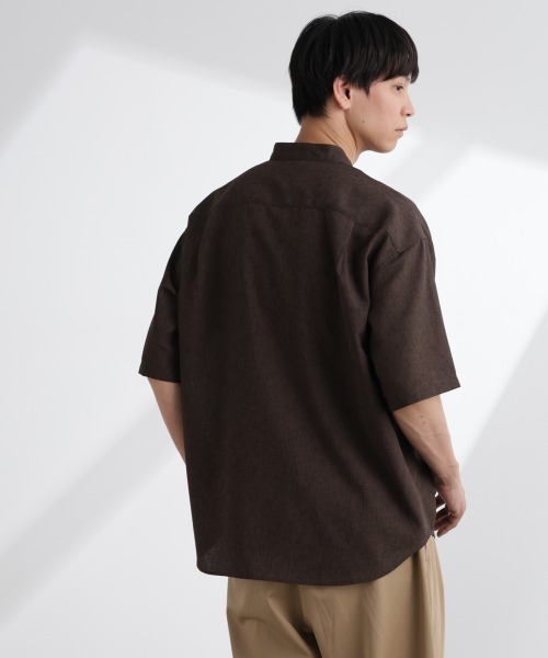 NANO universe(ナノユニバース)の「テックリネンバンドカラープルオーバーシャツ 半袖(シャツ/ブラウス・メンズ・ホワイト/ネイビー/ブラウン/チャコール・S/M/L/XL)」の21枚目の写真