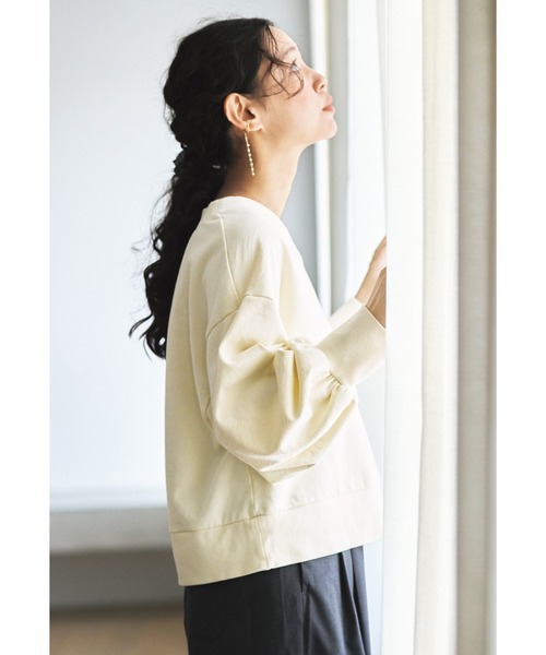 and myera（アンド マイラ）の「ａｎｄ　ｍｙｅｒａ　ちょこっとみじか丈トレーナー（スウェット・レディース・ブラック/アイボリー/グレー・L/M/S/LL）」の12枚目の写真