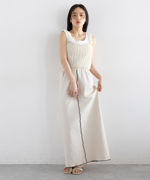 RAGEBLUE(レイジブルー)の「ラメフェザーヤーンビスチェ(ベスト・レディース・ホワイト/ブラック・FREE)」の4枚目の写真