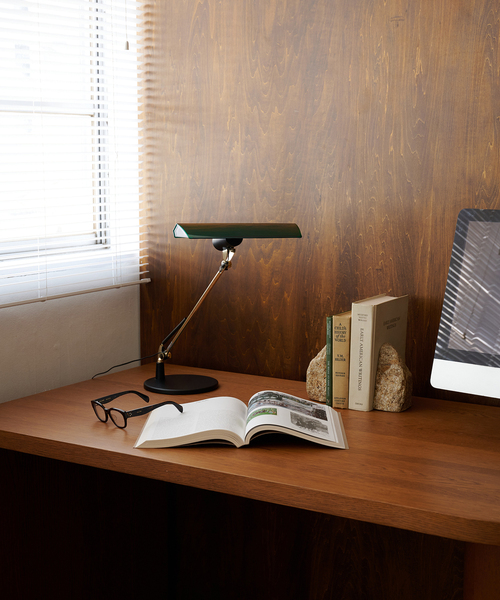 journal standard Furniture （ジャーナルスタンダードファニチャー）の「EXARM LEX-1100 NY　デスクランプ（照明・レディース・ブラック/グリーン・FREE）」の7枚目の写真