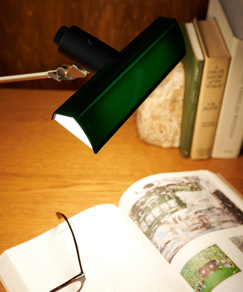 journal standard Furniture （ジャーナルスタンダードファニチャー）の「EXARM LEX-1100 NY　デスクランプ（照明・レディース・ブラック/グリーン・FREE）」の8枚目の写真
