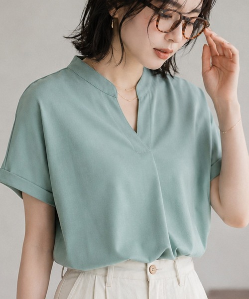 NAVY(ネイビー)の「nAvy SARARI スキッパープルオーバー(Tシャツ/カットソー・レディース・オフホワイト/チャコールグレー/ブラック/ライトオリーブ/モカ・M/L)」の5枚目の写真