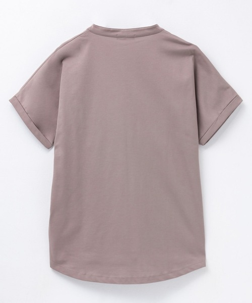 NAVY(ネイビー)の「nAvy SARARI スキッパープルオーバー(Tシャツ/カットソー・レディース・オフホワイト/チャコールグレー/ブラック/ライトオリーブ/モカ・M/L)」の16枚目の写真