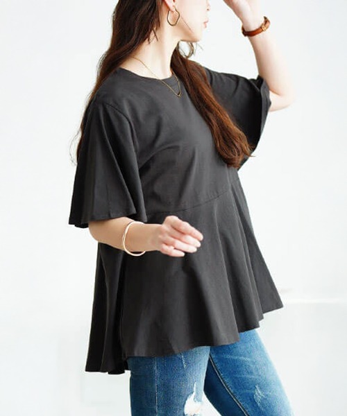 GOLDJAPAN(ゴールドジャパン)の「フレアスリーブペプラムコットンカットソー【大きいサイズ対応】(Tシャツ/カットソー・レディース・ベージュ系/ミント/チャコールグレー/オフホワイト/ブラック・4L~5L/LL~3L)」の4枚目の写真