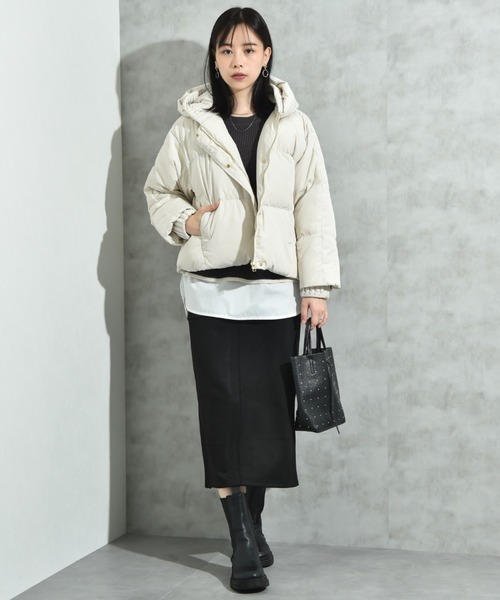 INTERPLANET（インタープラネット）の「プリーツレイヤーフードピュアダウン（ダウンジャケット/コート・レディース・ライトベージュ/ブラック/グレー・FREE）」の4枚目の写真
