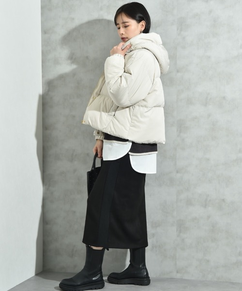 INTERPLANET（インタープラネット）の「プリーツレイヤーフードピュアダウン（ダウンジャケット/コート・レディース・ライトベージュ/ブラック/グレー・FREE）」の5枚目の写真