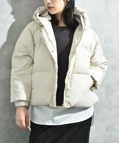 INTERPLANET（インタープラネット）の「プリーツレイヤーフードピュアダウン（ダウンジャケット/コート・レディース・ライトベージュ/ブラック/グレー・FREE）」の10枚目の写真