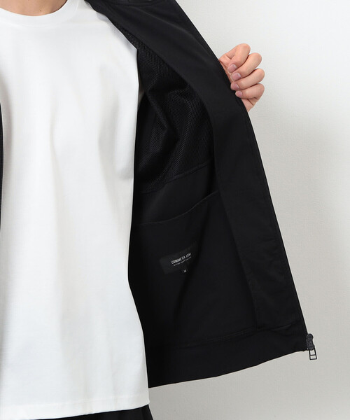 COMME CA ISM（コムサイズム）の「「Daily TECH Series」 クイックドライ ベンチレーションジップベスト（ベスト・メンズ・チャコール/ブラック・MEDIUM/LARGE）」の5枚目の写真