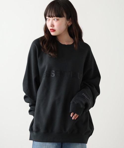 FOG ESSENTIALS(エフオージーエッセンシャルズ)の「FOG ESSENTIALS/エッセンシャルズ FRONT LOGO CREW SWEAT SHIRTS スウェット(スウェット・メンズ・ブラック/クリーム・S/L)」の6枚目の写真