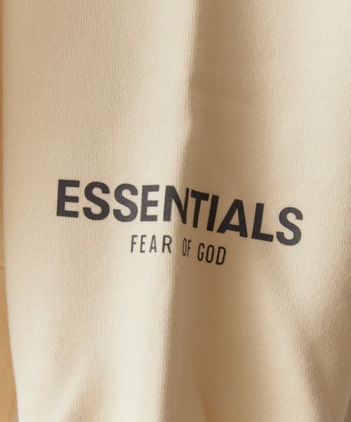 FOG ESSENTIALS(エフオージーエッセンシャルズ)の「FOG ESSENTIALS/エッセンシャルズ FRONT LOGO CREW SWEAT SHIRTS スウェット(スウェット・メンズ・ブラック/クリーム・S/L)」の22枚目の写真